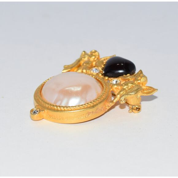 Givenchy Paris Rhinestone Faux Pearl Glass Red Heart Cherub Angel Brooch - Picture 3 of 8